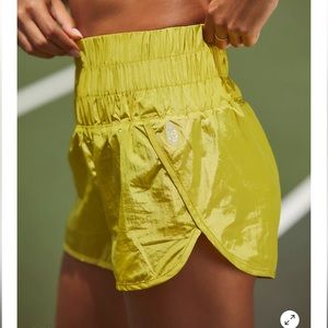 NWT FREE PEOPLE MOVEMENT. Women’s active wear shorts.
